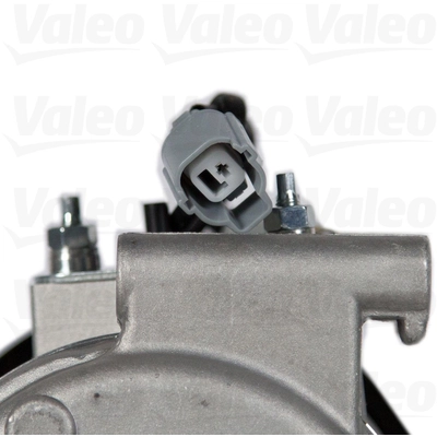 New Compressor And Clutch by VALEO - 10000627 pa7