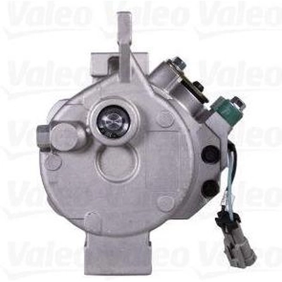 New Compressor And Clutch by VALEO - 813008 pa8
