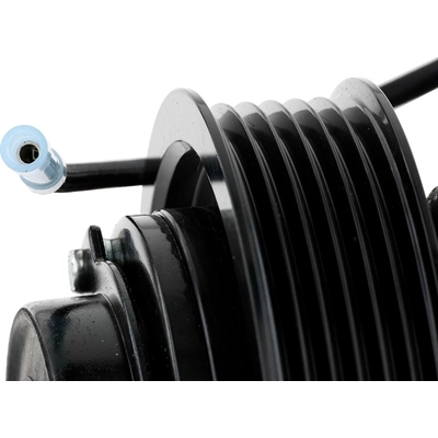 New Compressor And Clutch by VALEO - 815733 pa2