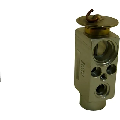 New Compressor With Kit by GLOBAL PARTS DISTRIBUTORS - 9741928 pa4