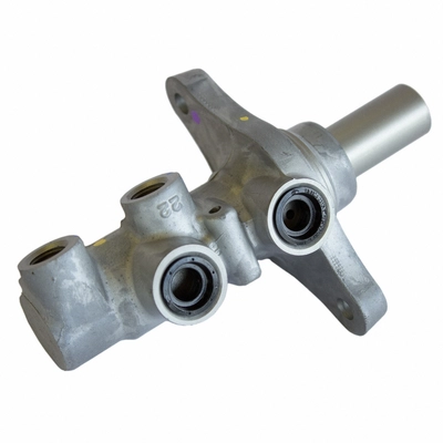 New Master Cylinder by MOTORCRAFT - BRMC142 pa2