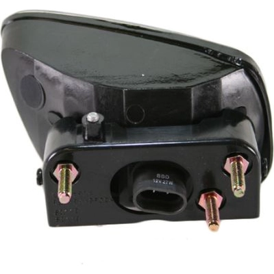 Passenger Side Fog Lamp Assembly by EAGLE EYES LIGHTS - GM309-B000R pa3