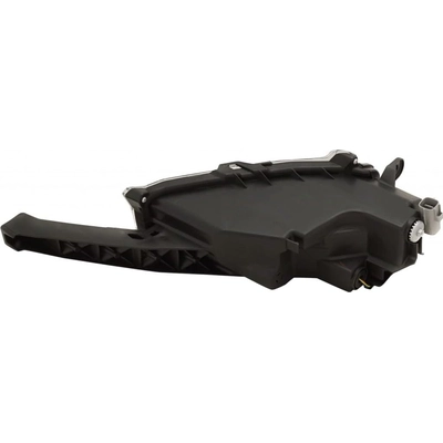 Passenger Side Fog Lamp Assembly - LX2593122 pa2