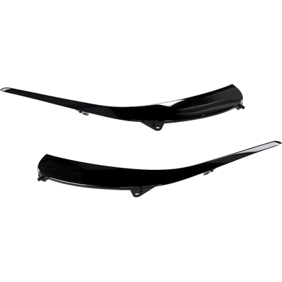 Passenger Side Front Bumper Molding - MB1047190 pa1