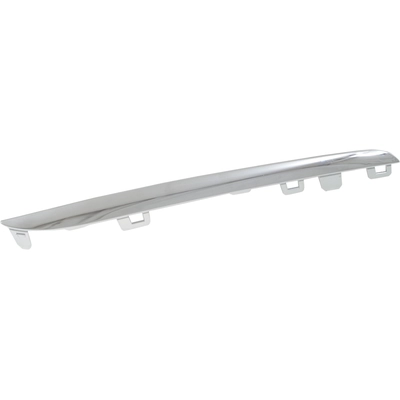 Passenger Side Grille Molding - MB1213103C pa3