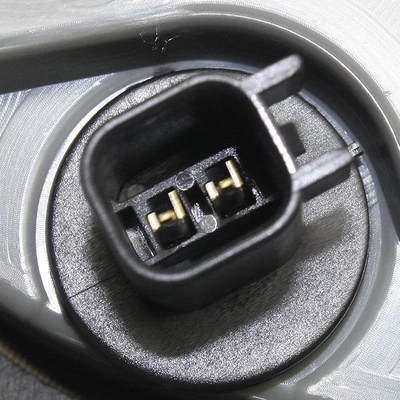 Passenger Side Inner Taillamp Assembly - CH2803105C pa2