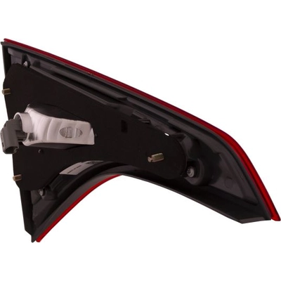 Passenger Side Inner Taillamp Assembly by DEPO - 312-1322R-AC pa3