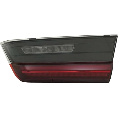Passenger Side Inner Taillamp Assembly - BM2803133 pa1