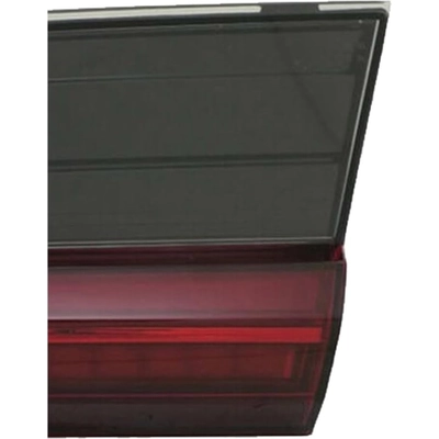 Passenger Side Inner Taillamp Assembly - BM2803133 pa2