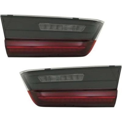 Passenger Side Inner Taillamp Assembly - BM2803133C pa1