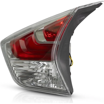 Passenger Side Inner Taillamp Assembly - NI2803103 pa1