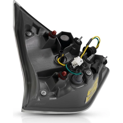 Passenger Side Inner Taillamp Assembly - NI2803103 pa2