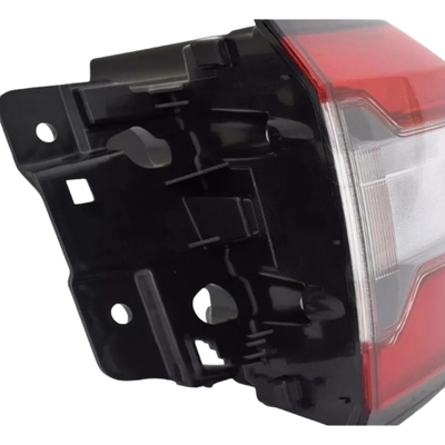 Passenger Side Outer Taillamp Assembly - HO2805128 pa2