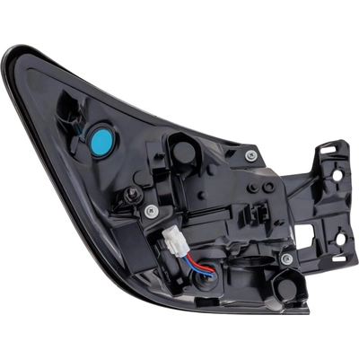 Passenger Side Outer Taillamp Assembly - TO2805146 pa2
