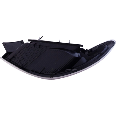 Passenger Side Taillamp Assembly by DEPO - 316-1932R-AC pa2