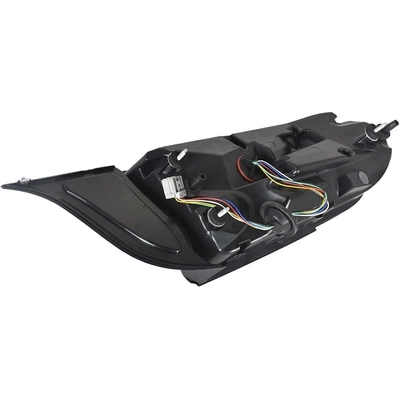 Passenger Side Taillamp Assembly - FO2801267 pa3