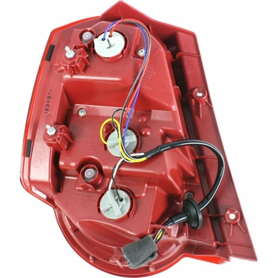 Passenger Side Taillamp Assembly - GM2801246 pa2