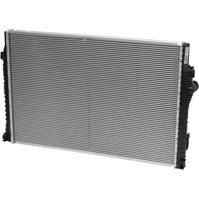 UAC - RA13703C - Crossflow Radiator pa3