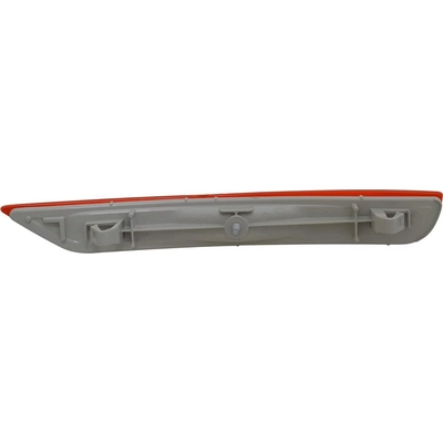 Rear Driver Side Bumper Reflector - SU1184101 pa2