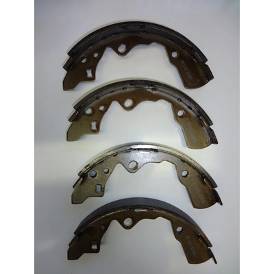 Rear New Brake Shoes by PROMAX - 12-721 pa1