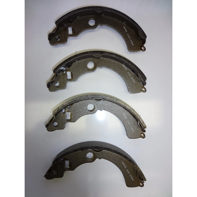 Rear New Brake Shoes by PROMAX - 12-724 pa1