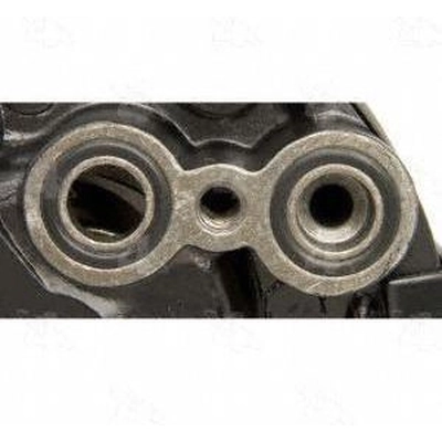 Remanufactured Compressor And Clutch by FOUR SEASONS - 57227 pa2