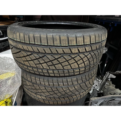 ExtremeContact DWS06 Plus by CONTINENTAL - 22" Pneu (265/40R22) pa1