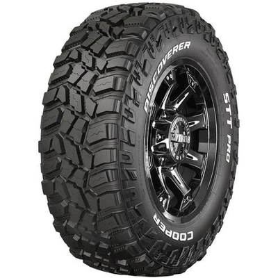 COOPER TIRES - 170114034 - 17" Tire DISCOVERER STT PRO (285/70R17) pa2