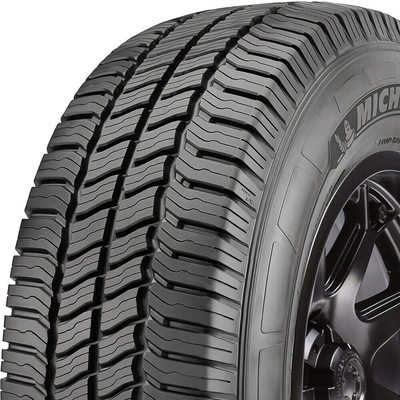 Agilis CrossClimate by MICHELIN - 17" Tire (285/70R17) pa1