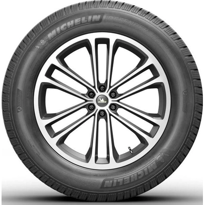 MICHELIN - 97630 - All-Season 17" Tire Defender LTX M/S 235/65R17 pa2