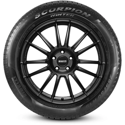 PIRELLI - 2288600 - Winter 19" Scorpion 235/65R19 109V XL pa2