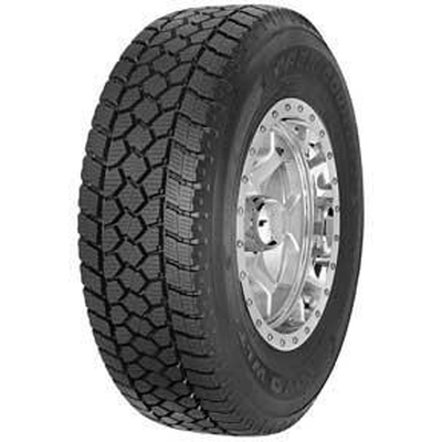 WINTER 17" Pneu 245/75R17 by TOYO TIRES pa1