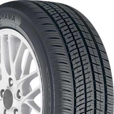 YOKOHAMA - 110132734 - All Season 18" Tire AVID Ascend GT 225/50R18 pa5