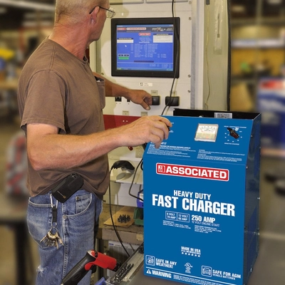 ASSOCIATED - 6012AGM - Heavy Duty Fast Charger pa2