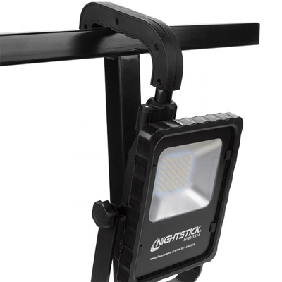 BAYCO - NSR-1514 - Rechargeable LED Scene Light With Magnetic Base pa2