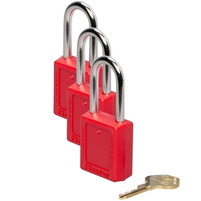 MASTER LOCK - 410TRIRED - Thermoplastic Safety Padlock pa2