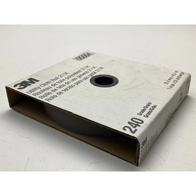 3M - 05004 - Utility Cloth Roll pa2