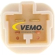 Purchase Top-Quality Brake Light Switch by VEMO - V70-73-0014 pa4