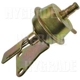 Purchase Top-Quality Choke Pull Off (Carbureted) by BLUE STREAK (HYGRADE MOTOR) - CPA370 pa10