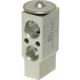 Purchase Top-Quality Valve d'expension by UAC - EX10351C pa6