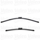 Purchase Top-Quality Flat Wiper Blade by VALEO - 574643 pa10