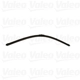 Purchase Top-Quality Flat Wiper Blade by VALEO - 900215B pa2