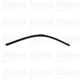 Purchase Top-Quality Flat Wiper Blade by VALEO - 900216B pa1