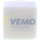 Purchase Top-Quality Fuel Pump Relay by VEMO - V15-71-0005 pa5