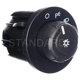 Purchase Top-Quality Headlight Switch by BLUE STREAK (HYGRADE MOTOR) - HLS1469 pa4