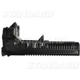 Purchase Top-Quality Headlight Switch by BLUE STREAK (HYGRADE MOTOR) - HLS1568 pa4