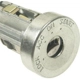 Purchase Top-Quality Ignition Lock Cylinder by BLUE STREAK (HYGRADE MOTOR) - US254L pa2