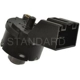 Purchase Top-Quality Ignition Switch by BLUE STREAK (HYGRADE MOTOR) - US569 pa2