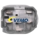 Purchase Top-Quality Ignition Switch by VEMO - V15-80-3216 pa2