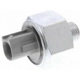 Purchase Top-Quality Knock Sensor by VEMO - V70-72-0055 pa1